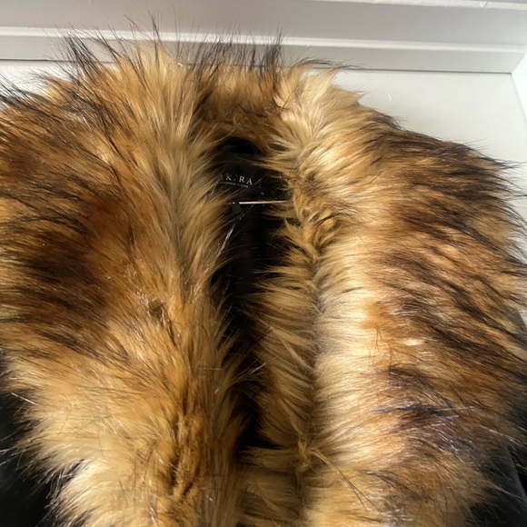 AKIRA Black Leather Jacket with Faux Fur Collar - Picture 3 of 5